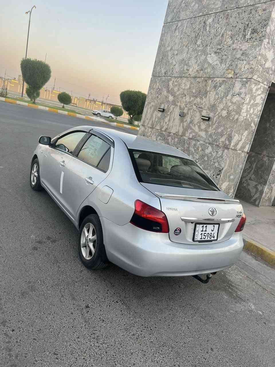 السلام عليكم كورلا يارس 2007 خليجي بدون حادث رقم بغداد مشروع وطني تحويل ثاني يوم مكينه 1500 لا تبخير ولا تنقيص كيرها اوتو جديد  تبريد شغال ثلج صدرها جديد تخم تاير جواها لايت زنون عالي وناصي شاشه تاب بالدشبول مع كامره خلفيه بيها فقط رش جاملغين الاماميات بدون حادث  اثر شخوط  خبااثه مكفوله من شواصي والغود كفاله عامه السعر 80 بيها مجال للشراي مكاني الفلوجه *********** بيع فقط
