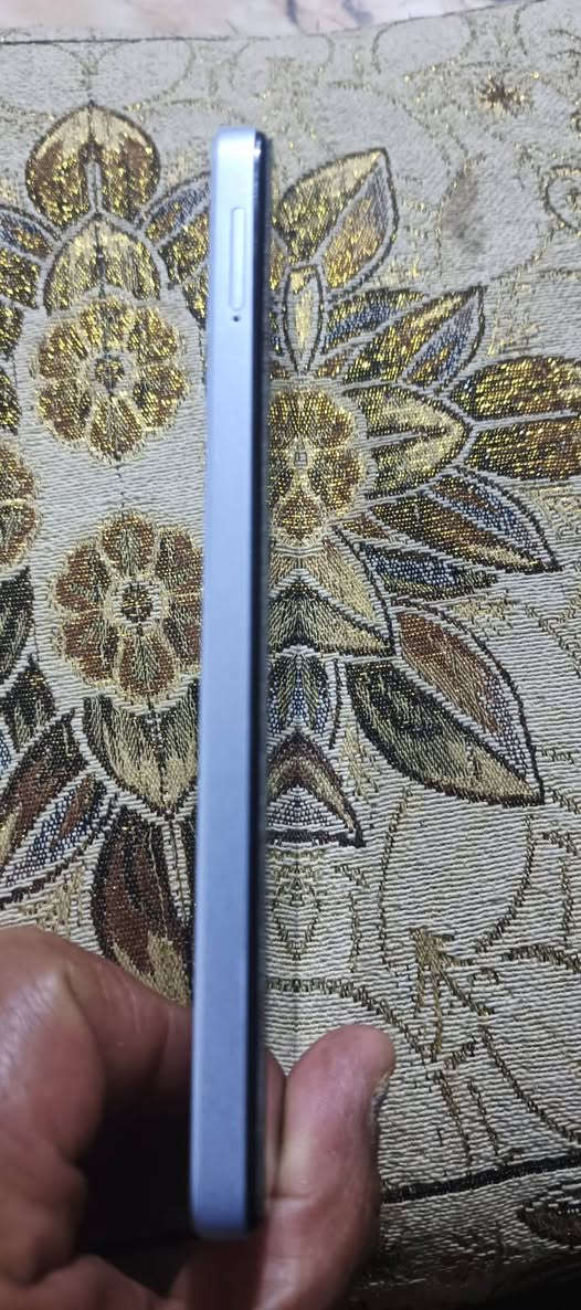 جهاز مبايل TECNO SPARK GO 2024  ذاكره128 بطاريه 5000
جهاز بعده جديد شرط الفحص وتاخذه من بيتي
زلغه مابيه وياه شاحنه وكفر فقط المكان البصره
حيانيه السعر130


**إذا كنت صاحب هذا الإعلان وتريد حذفه لأي سبب، رجاءا أرسل رسالة إلى الدعم الفني**