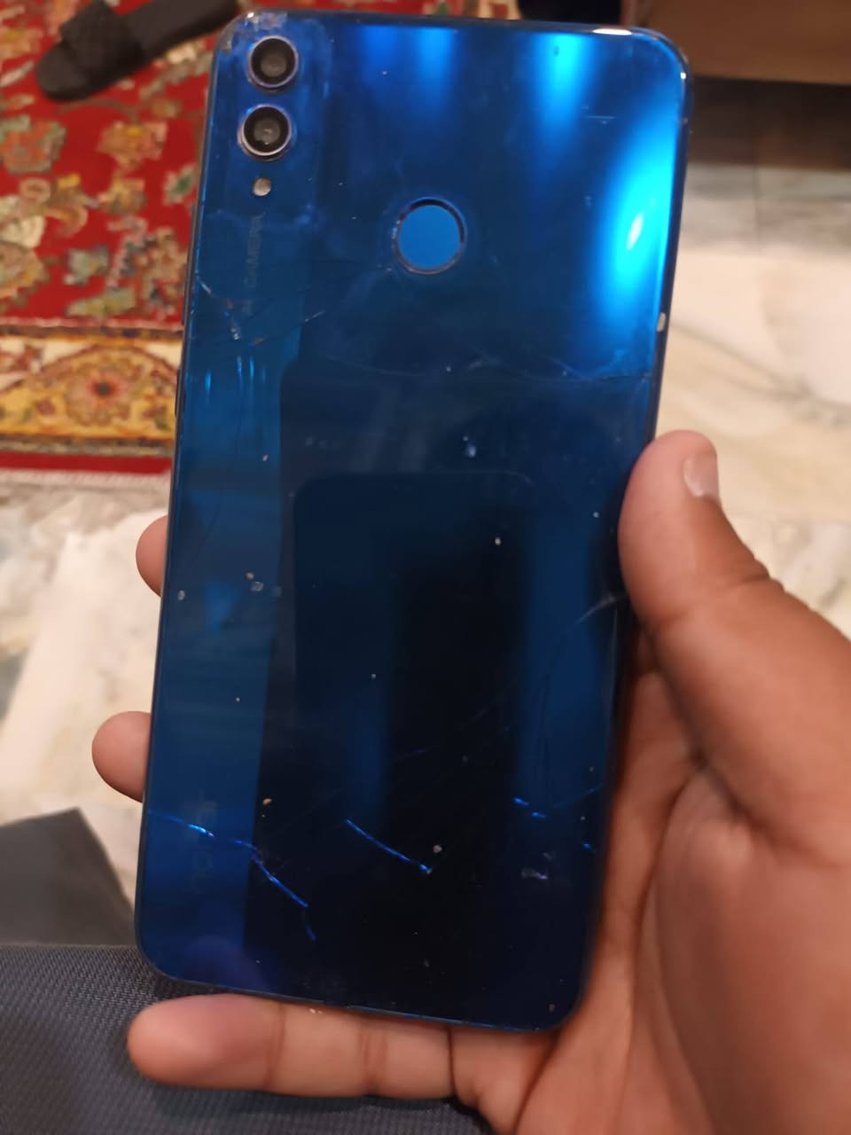 موبايل هونر للبيع بي فطر بل شاشه و الضهر نفس شي 
مراوس و للبيع المكان بغداد المعامل الباويه *********** بي واتساب فقط
