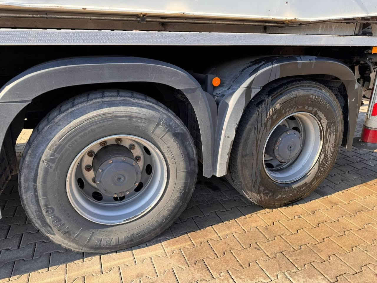 Mercedes-Benz 3546
سنة الصنع 2018
عداد 98.000 كم 
ناقل حركة اوتوماتيكي 
عدد المحاور 4
مضخة بتزماستر
شوط طويل 
دبل مضخة 
حجم 230
طول 42 متر 
الماني الصنع
السعر 185 الف دولار 
شامل كمرك ضريبة شحن 
مدة الوصول 20 يوم بعد الحجز


**إذا كنت صاحب هذا الإعلان وتريد حذفه لأي سبب، رجاءا أرسل رسالة إلى الدعم الفني**