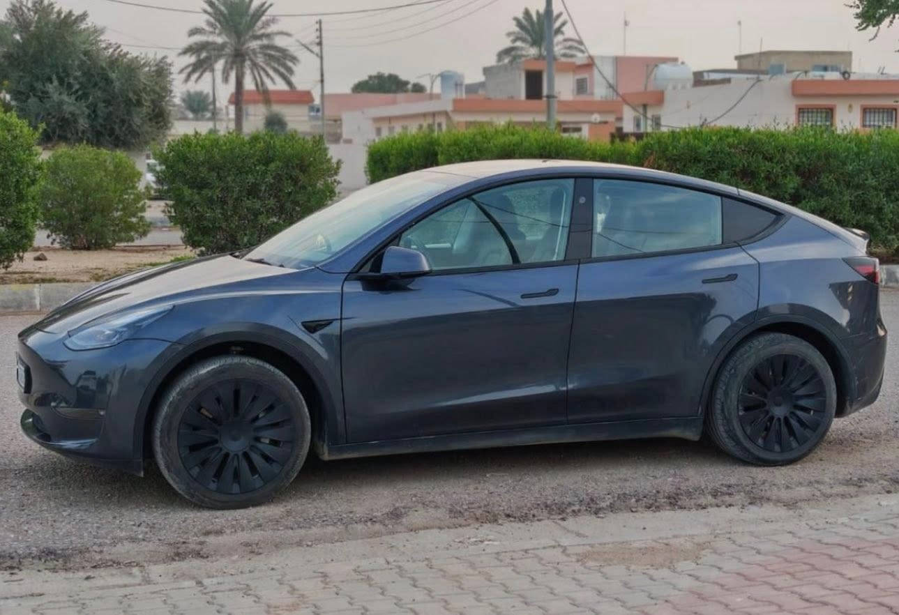 السلام عليكم
تيسلا فئة Y موديل 2023 اونلاين RWD
وارد امريكي قطعه وحده + ايرباك راجع ماشيه ٤٠
سياره جاهزه ونضيفه رقم شمالي السعر ١٩٦ وبيها مجال بسيط
للاستفسار خاص او اتصال ***********

