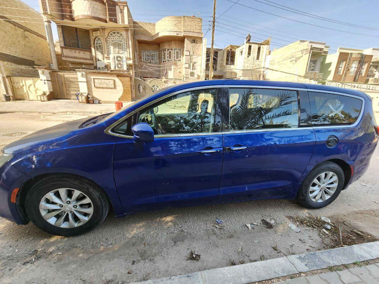 للبيع كرايسلر باسيفيكا 2019
محرك 3.6 ستة سلندر

كير أوتوماتيك

استعمال شخصي

السيارة نظيفة ومحافظ عليها

المحرك جيد جدا 

مكيف بارد ومحرك وقير بحالة ممتازة

سبعة ركاب عائلية مريحه كلشي بيه شغال

ماشيه 115 وقابله للزياده
صور الحادث جوه تعمل
بمنظومة الغاز ايضاً ارضيات تركيب جلد غير ارضياته الاصليه موجوده أيضآ
السياره تحتاج تفاصيل زغيره ((كامره خلفيه زراكه ماء قطعه واحده قبق بانزين بيها شخوط خارجيه يدويه وشوي شخطات مثل ما موضح بالصور)) 

السعر:195 دولار 
للاستفسار على الخاص. ***********
