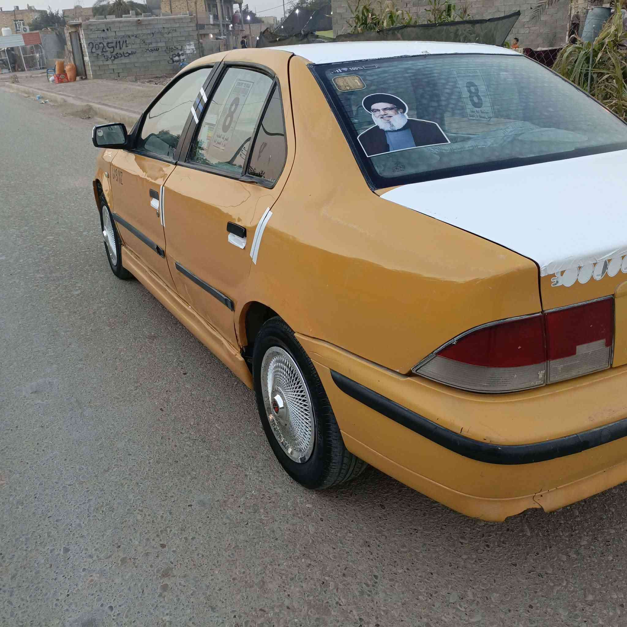 سلام سياره البيع سمند  مديل 2012  مكينه وكير مكفولات مكفوله من ضربه وتبديل وصبغ تخم تاير حداده جديده الكهرباء كلها شغاله  لايدت زنون سياره حلوه كلش ترايك وين  ماتريد تحويل اليمته مايعجبك سعر 23مكاني العماره ميسان هاذ رقمي ***********
