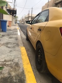 فورتي 2013  بغداد مكينة 2000 حادثها جاملغ ايمن والباب  السعر 75 وبيها ...