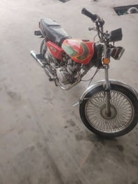 دراجه اربعه كير للبيع دراجه كامله مكينه نضيفه كهربائيات كلها شغاله اور...