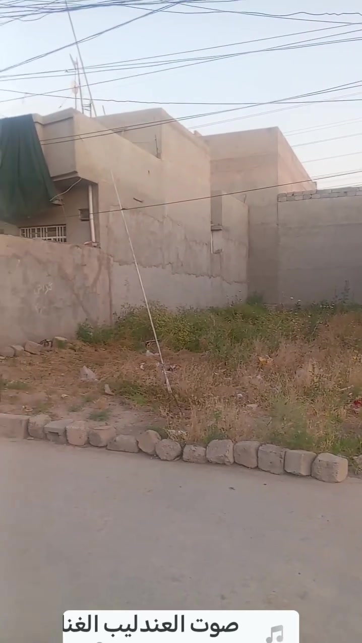 السلام عليكم قطعه ارض للبيع الراشديه تقطيع فياض قرب مدرسه عماد الدين بيع مستعجل مساحه 200 استفسار عن الرقم *********** وتساب
