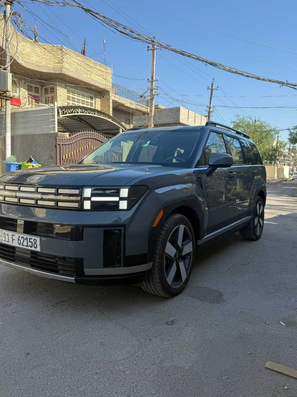 سلام عليكم هونداي سنتافيا 2024 السياره مكفوله من الدواخل لا شاصي ولا لغد حادث كما موضح بصور مرقم بغداد وكامله تبديل بنيد ودعاميه فول مواصفات لمتدد السعر 235 وبيها مجال قليل مكاني بغداد الأمين الثانيه هـ ***********
