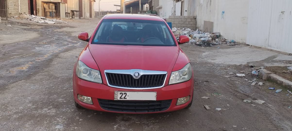 سکۆدا 2009 
مەکینە 18ی گۆڵفی لەسەرە گێڕ و مەکینە و کارەباییاتی بەشەرتە 
شاشە ئایپادە و دەبل گێڕە و دووجام کارەبایی .....
یەک پارچەی بۆیاغە پێش و پشتی کەپسە داخیلی نییە ئێرباگ بەشەرت 
فەحس و هەزە و سەنەوی نوێیە تا 2027 بەناوی خۆمانە 
سەیارەکە هی دەستە دیناری مەسروف تێدانییە سێرڤسی کاملی بۆکراوە 
شوێن : هەولێر 
بۆزانیاری زیاتر 
واتسئاب *********** أربيل, العراق
