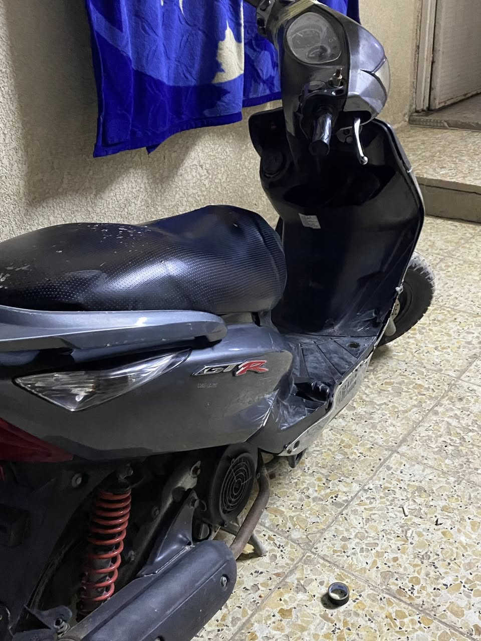 دراجه ماكس ثعلب GTRالسرعه 140 نوزل دراجه خير من الله وقتصاديه ونضيفة ومكينه ما مفتوحه مثل ما شاهد بل صوره بس الدراجه كطعت نار سعر 400 وبيه مجال رقم ***********
