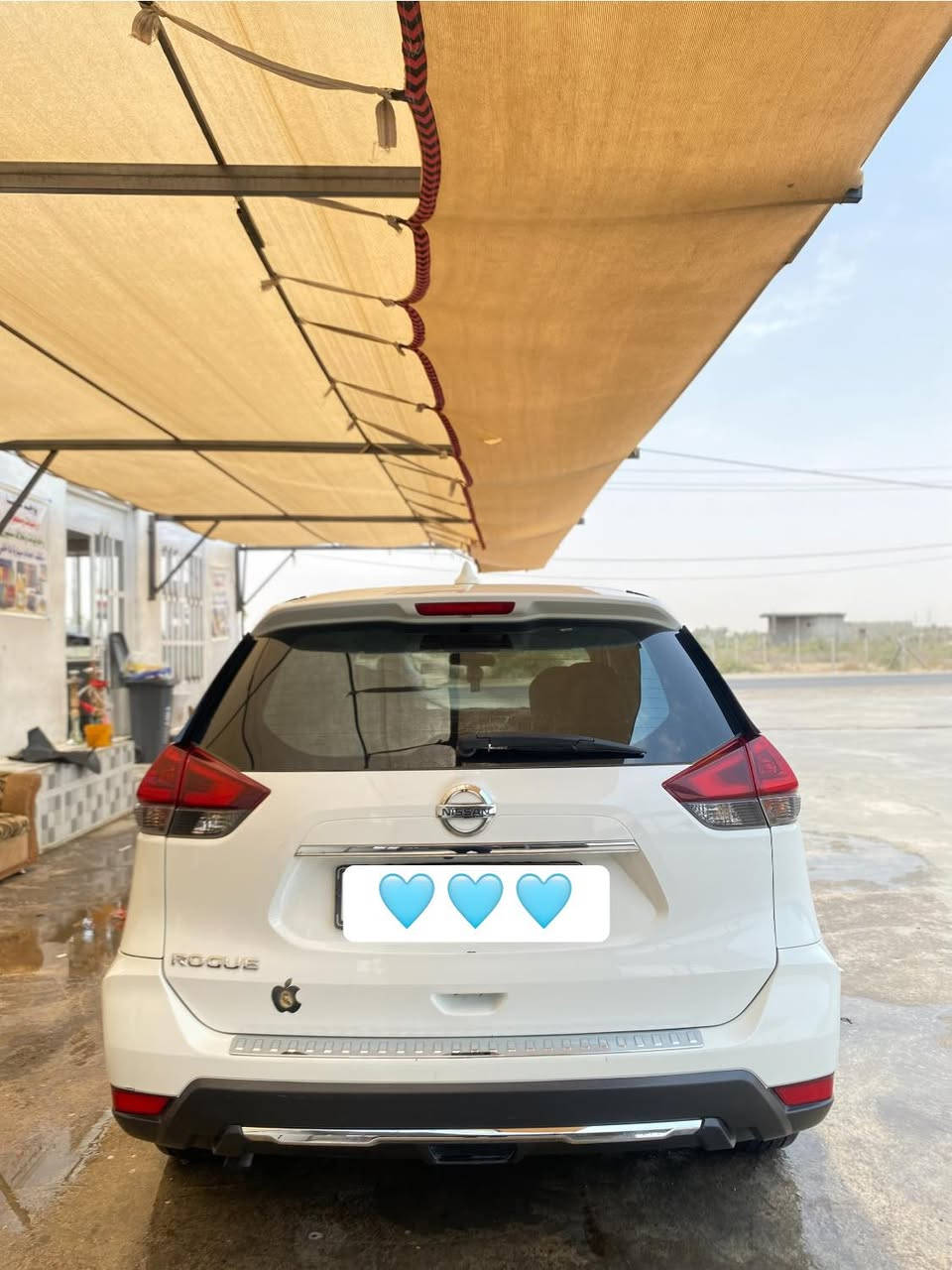 السلام عليكم
نيسان روج موديل 2018  رقم سليمانية بأسمي السياره بدون حادث عداد المسافه الحالي 188 الف 
بدون صبغ او بارد،  كير ومحرك جيدة جدا ،تدفئه تبريد بحالة ممتازه جداً
( المواصفات )
حجم المحرك  4 سلندر 2500 المرغوب
شاشه كامرة ،تحكم ستيرن وتحديد مسار
رادار امامي وجانبي ، قطعتين تبريد ، نضام Eco وsport, وبيها مواصفات اكثر السعر 185$  للاستفسار الاتصال على الرقم *********** او المراسله واتساب
