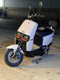 ام عيون للبيع🔥  البطاريات🔋شرط كفاله عامه شرط الفحص  زنون عالي ناصي شرط...