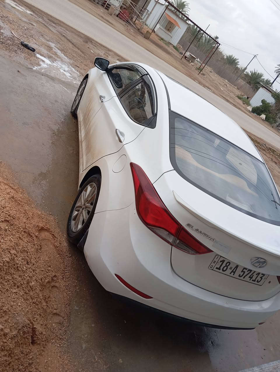 السلام عليكم ورحمه الله وبركاته
بيع او مراوس حسب القناعه 
النترا خليجيه  14 شكل 16 
مواصفات معروفه 
مكينه 1800
تحكم 
شاشه 
اشاير مري 
مري شفط 
مغلفه ارضيه وكشنات جلد 
رقم بابل دولي بسمي سنويه ارقام جدد 
مكان السياره بابل سونارها موجود بالمنشور 
معلومات أكثر اتصل 
‏‪0775 434 2950‬‏
