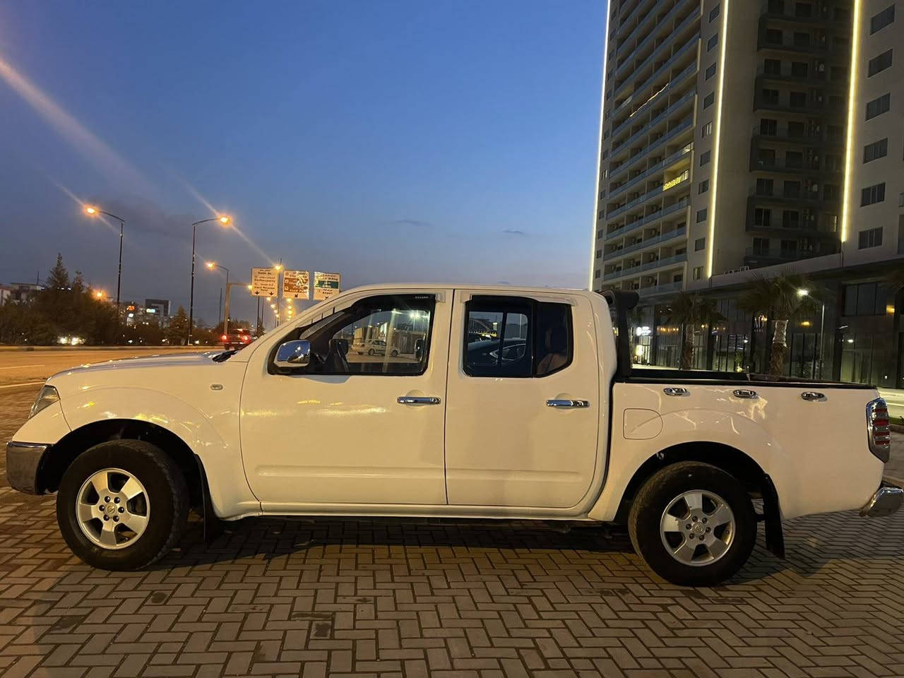 بەناوی خوای گەوره
ناڤارابۆفرۆشتن

مۆدێل 2009

مەکینەی نەکراوەتەوەسەنەوی تازەیەتا2029

پارچەڕەشە

ناونیشان سلیمانی

***********
سعری 82گەڵا
