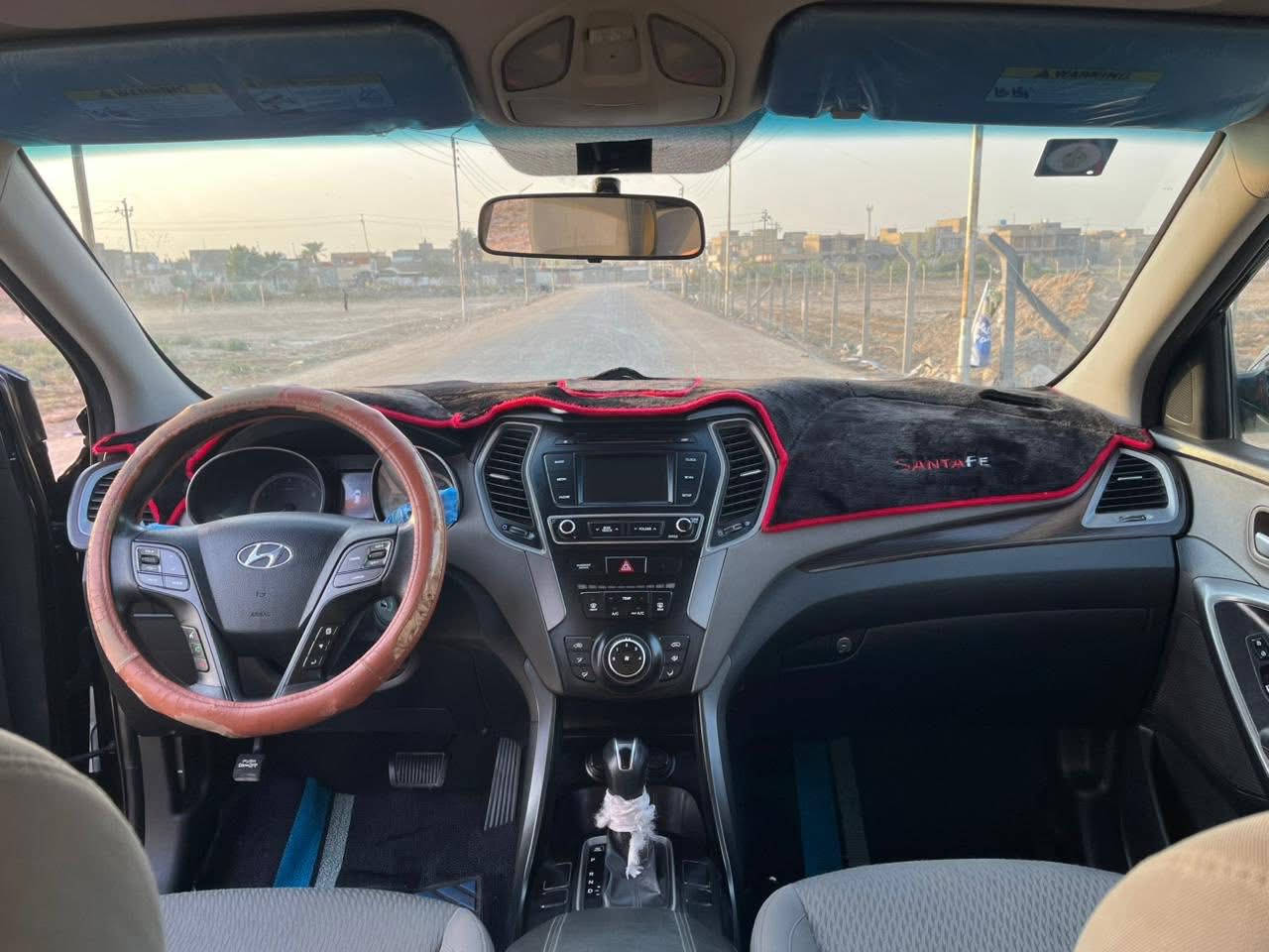 سلام عليكم سنتافي 2018 بيع او مراوس وارد امريكي مكينه GDI حجم 2400 رقم مثنى الجديد باسمي سياره جاهزه على آخر حبايه ادامه كامله تخم تاير جديد باتري جديد حداديه جيده بدون اي نقص السياره مكاني الديوانيه سونار مرفق  السعر 130 وبيها مجال بسيط 
رقم الهاتف ***********
