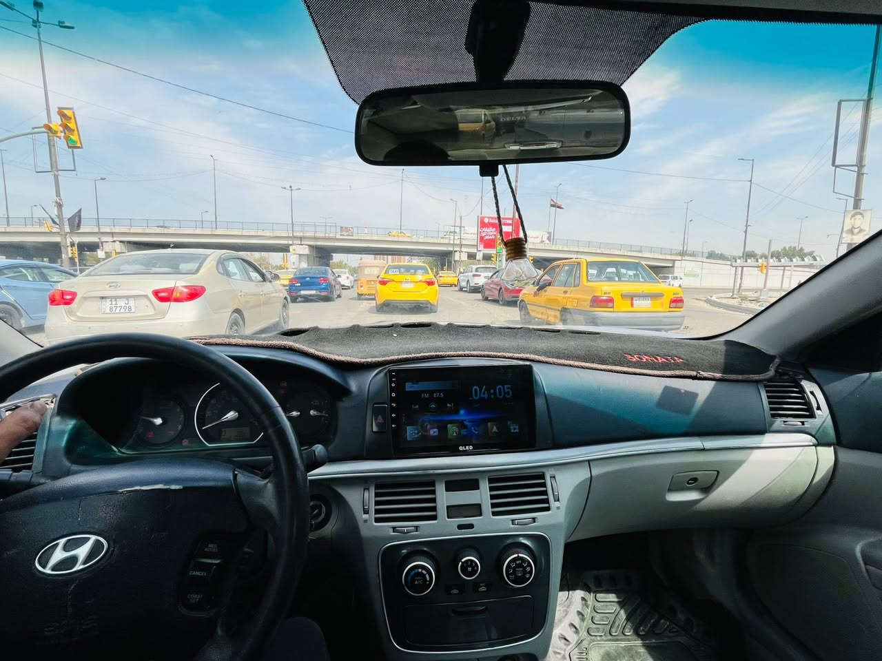 من رخصه الادمن سوناتا 2006  محرك 3300 رقم نكليزي بغداد بسمي سياره بدون ضربه بس حادثها مال امريكا فقط مصبوغه حزام فقط تكم و قماره بدون صبغ بلاد سياره تخم تاير حداديه جاهزه بيها خربطه بل مكينه  سعر 88 مكان سياره بغداد ***********
