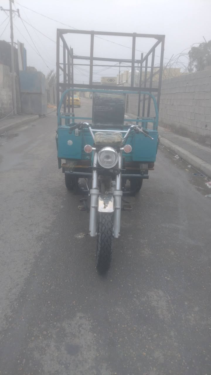 للبيع صقر جمرة موديل 18اوراق كاملة اصولية مكان بغداد حي انصر السعر مليون ومية  شراي  ينتصل مكلف بنشر  ***********
