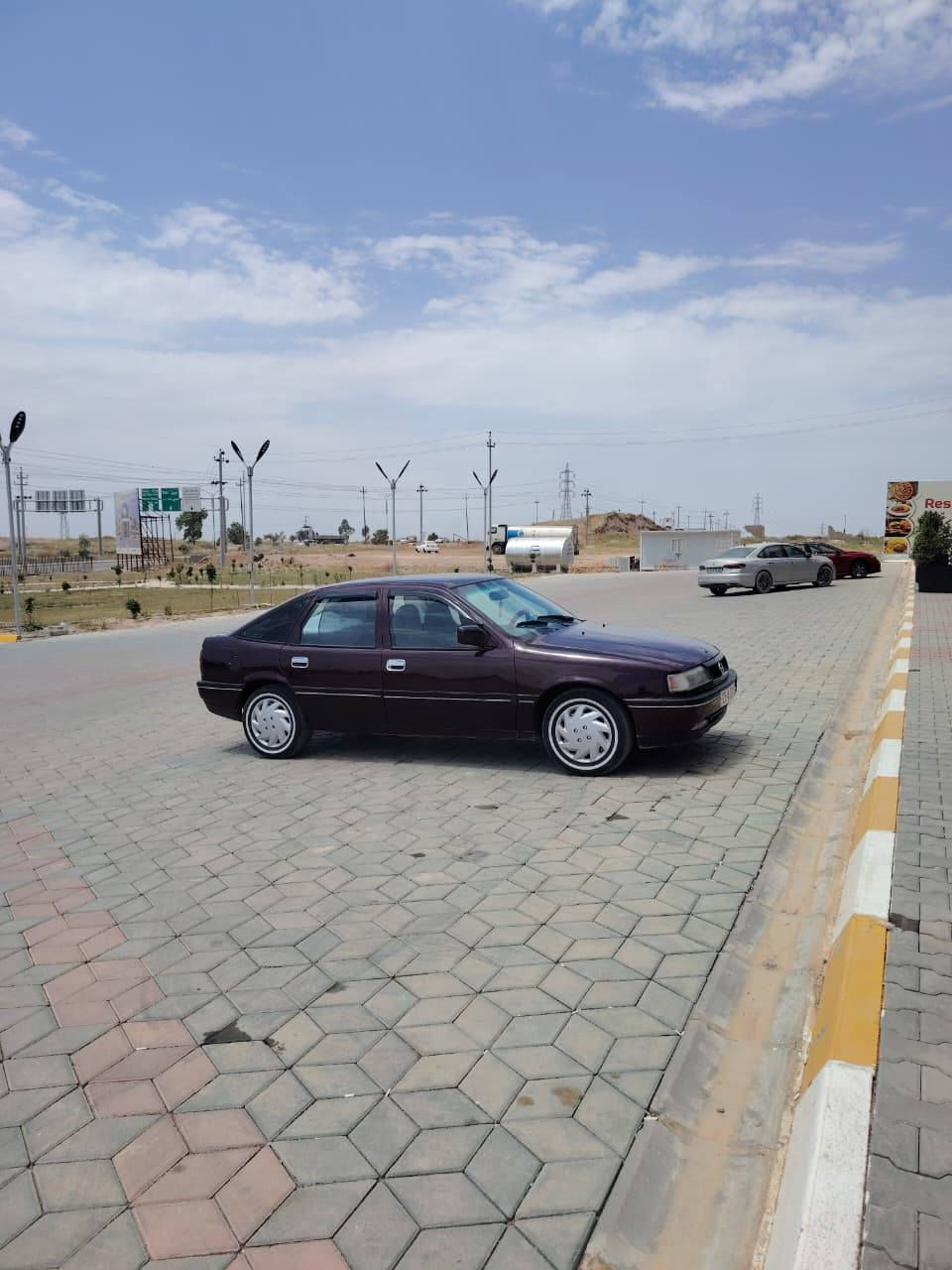 اوبل فكترا
حجم 16 
قايش عريض باور
صبغ عام جماليه
بدون حادث بدون قطره خياس
كير عادي جام عادي
كهربائيات كلها شغاله
شرط الوكاله والتحويل 
سنويه نافذه لل2027
دفتر بانزين موجود
قفل مركزي
السعر 35
***********
مكاني كركوك
