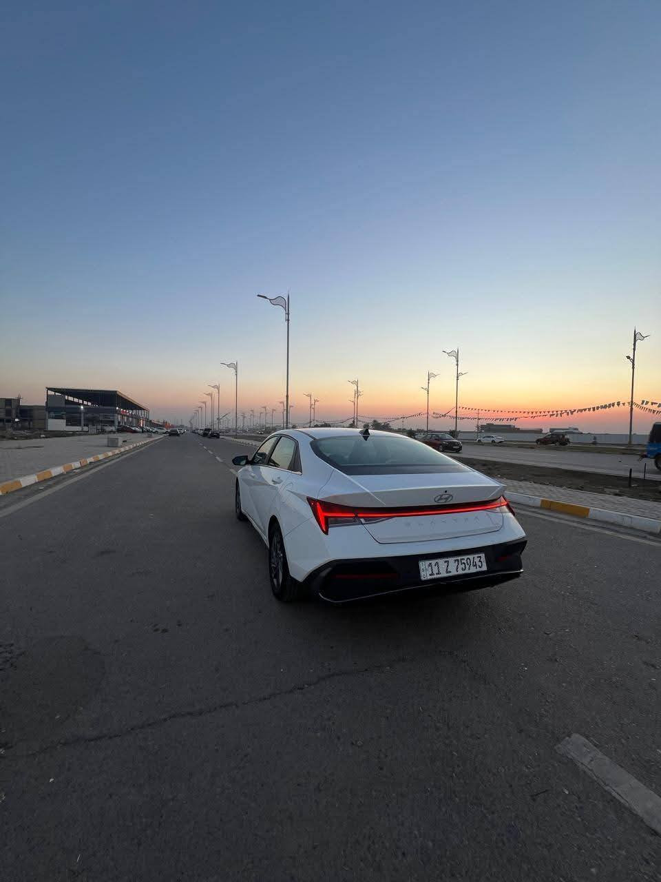 للبيع الانتره  2024هايبرد رقم بغداد ماشيه 60الف 
حادثه بابين عكس سايق تبديل وقماره بيه رصعات 2خفيفات بتحميل بارد مسويهن
***********

السعر 150
