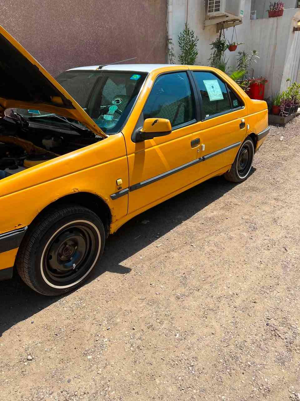 السلام عليكم
بيجو 405GLX 2010للبيع

السيارة مكفولة مابيهة ضربة 

ينرادلهة شوية تلكيط مال خياس

كير مكينة تبريد بشرط

صدر امامي خلفي جديد 

تخم تاير خط ابيض جديد 

ويالة لون نفطي

كهربائيات كلة شغالة 

داخل جديد يخبل

السيارة مصفرة هيئة و غرامة 

لوحات انكليزي بسمي تحويل ثاني يوم سنوية لل31

السعر 31 وبيهة مجال بسيط حك الجية 

عنواني جزيرة بغداد السياحية 

الرقم ***********
