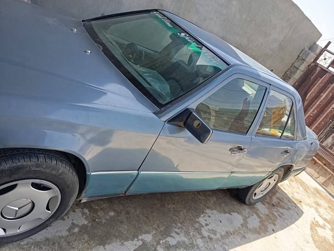 مارسيدس ٨٨ محوره ففتي حائز ثالث رقم بغداد بيها فقط قاعده الدبل يرادلها تصليح السعر ١٦ ورقه الاتصال ***********
