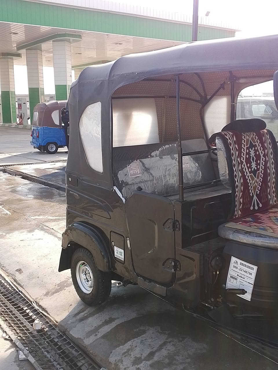 السلام عليكم تكتك للبيع موديل 23 اوراق خالي صادق تكتك كفاله عامه رجاء وشراء لا يخابر***********
