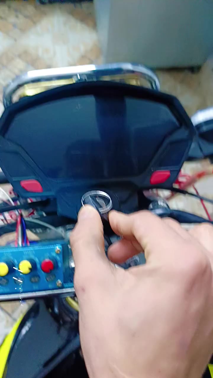 لبيع ٢٥ *********** بعده صفر رقم دولي تحويل اشوكت متريد سعره 10 ورقات بي مجال كركوك
