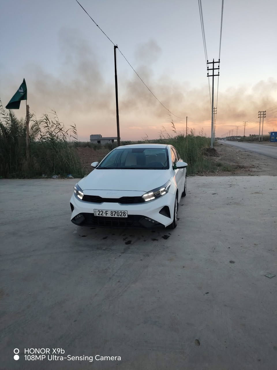 السلام عليكم
‏‎كيا سيراتو موديل 2023 ماشية 55 الف  رقم اربيل الدولي 

مكفولة من الضربة والبارد والصبغ 

‏‎المواصفات ✅

‏‎محرك 1600

‏‎داخل لونين 

‏‎تحكم ستيرن جهتين 

تبريد ثلج 

‏‎تبريد امامي خلفي

‏‎كاميرا 🎥 خلفية 

‏‎حساس خلفي 

‏‎لد امامي 

‏‎كشاف ضباب خلفي 

‏‎هاتف ☎️/***********
