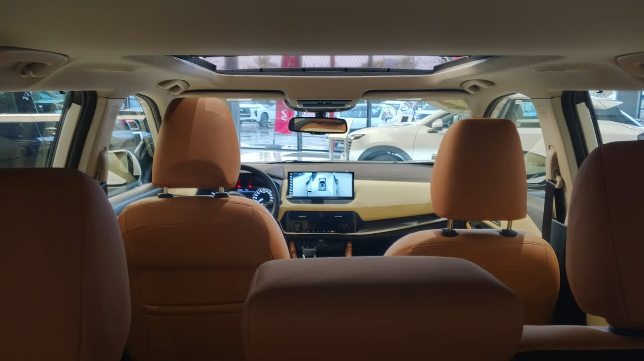 🚘 للبيع | نيسان إكستريل SV موديل 2025 🚘
فرصة مميزة لامتلاك سيارة نيسان إكستريل SV 2025 لوحات أربيل.
✅ الموديل: 2025
✅ الفئة: 7 راكب  SV
✅ الحالة: صفر كيلومتر
✅ اللون: ابيض
✅ المواصفات: 
1. رادار امامي.
2. كاميرات محيطية 360 درجة.
3. نقط عمياء.
3. تشغيل عن بعد.
4. حساسات امامية وخلفية.
5. بصمة تشغيل ودخول ذكي.
6. تعتيم ذاتي.
7.كشن كهرباء.
8. ويل 18 انج.
9. 2.5 لتر بقوة 188 حصان.
10. فتحة سقف بانوراما.
📞 للتواصل والاستفسار: ( *********** )

للمهتمين، يرجى التواصل واتساب أو الاتصال مباشرة.
