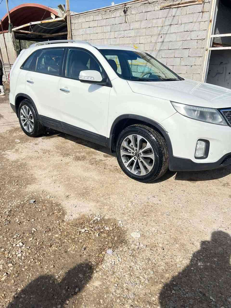 سيرنتو موديل ١٥ فول موصفات ماعده البنرامه مصبوغه عام بيه تجيه مكينه ٢٤٠٠ مكان السياره بلحله هذا رقمي *********** سعره ١٢٥
