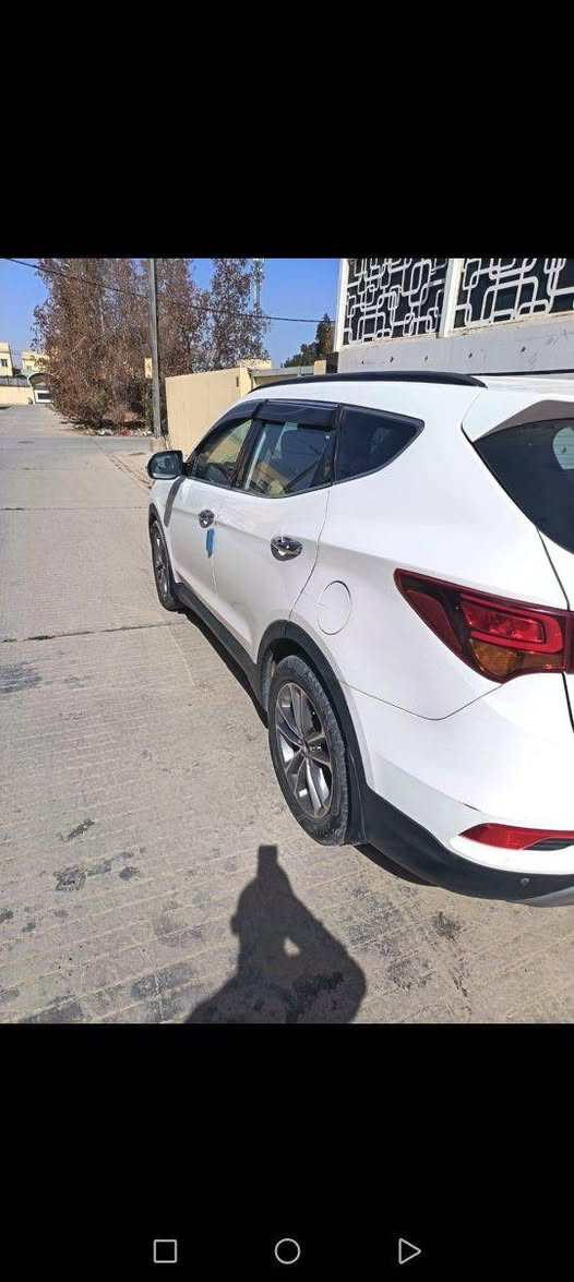 سنتافيا ٢٠١٧ أربيل مصبوغه عام كير محرك تبريد لغود مكفولات محرك ٦ سلندر عارضه ١٢٥ وبيه مجال قليل مكاني نجف *********** لا مكلوبه ولا متجايه النجف, العراق

