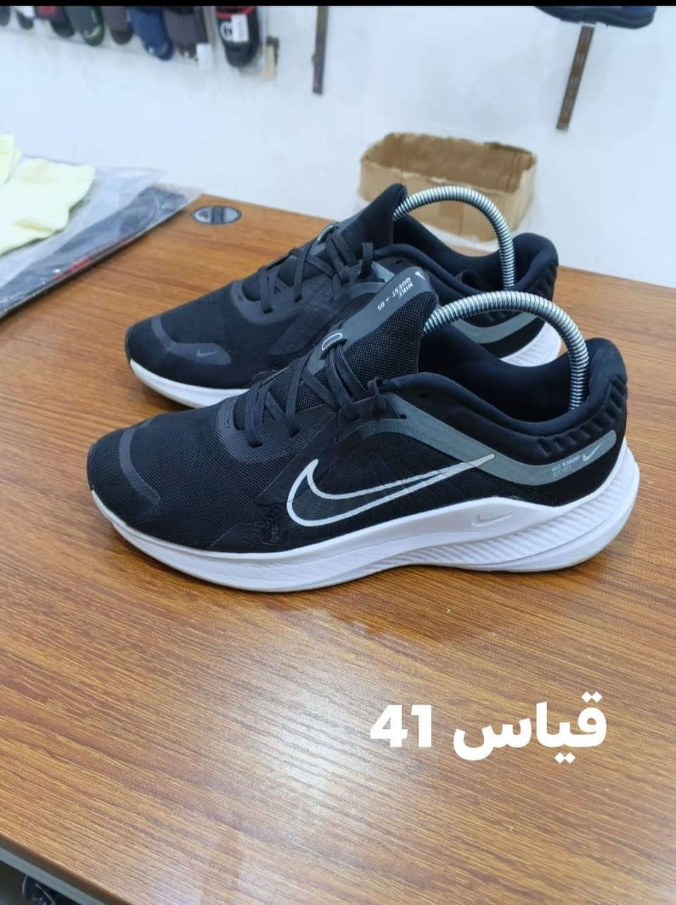 سلام عليكم احذيه باله نضافه
فول القياسات عله صوره السعر
القطعه 25 مكاني ناصريه حي 
اريدو شارع مستشفى القلب
الاتصال او مراسله عله صفحه ***********
