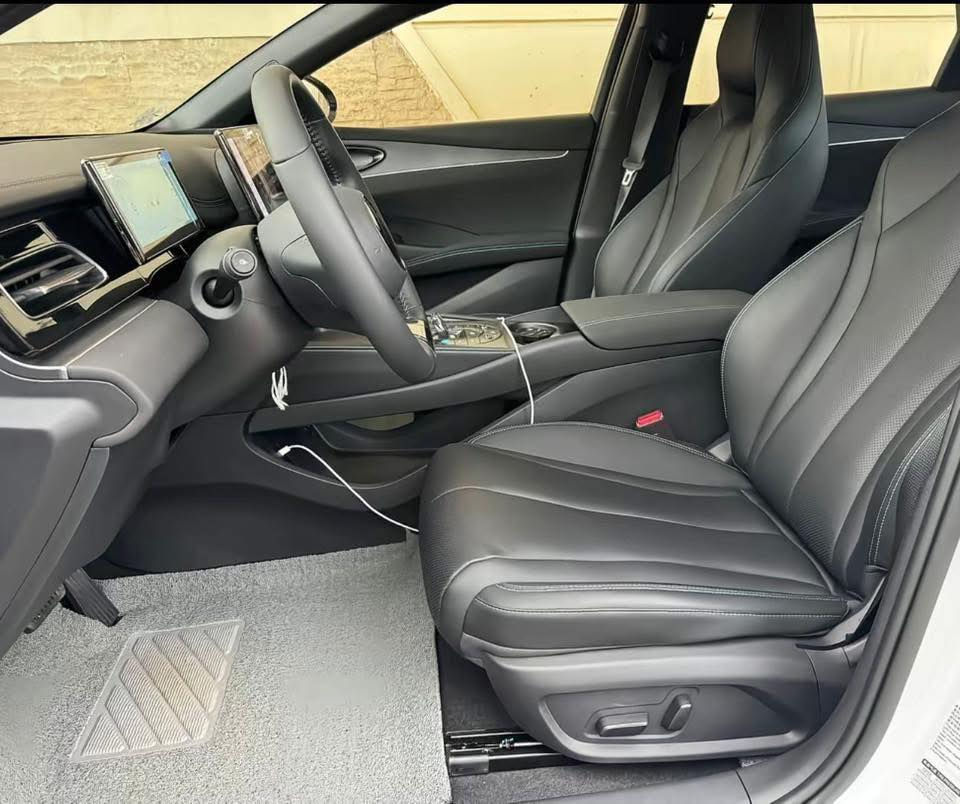 السلام عليكم بيوايدي  ديسترويد 2025 بيه بارد شويه بجاملغ  وبابتين سياره جاهزه مجهزه رقم بغداد مكاني السيديه ب14مليون و300 محتاج ودبيعه بدون كسران 
رقمي متواجد فقط اتصال دك وتساب موجود بي 

0773 242 4049
