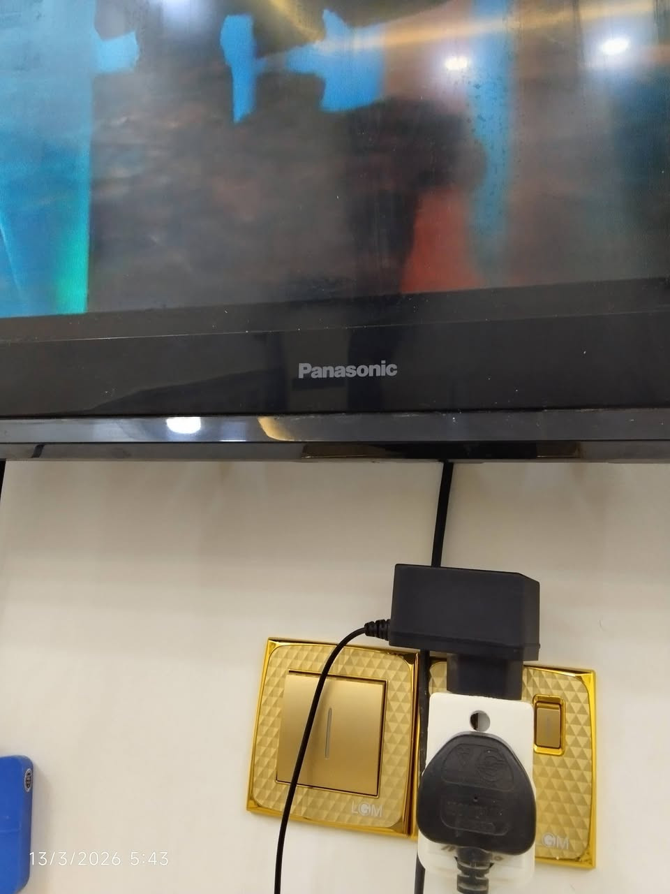 السلام عليكم ورحمه الله وبركاته 
نوفر لكم تلفزيون من شركة Panasonic

الحجم 32 بوصة

مستعمل 

السعر  125وبي مجال

للاستفسار

***********
