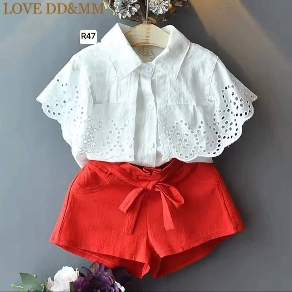 خلي بنتك 🙅‍♀️تكون لاجمل💕
جمال ورخص 👇
متوفر بثلاث الوان سعر بلاش بلاش😍 8الاف للقطعه فقط وتوصيل🛵 مجاني لكل مناطق الكوت الحبيبه.


**إذا كنت صاحب هذا الإعلان وتريد حذفه لأي سبب، رجاءا أرسل رسالة إلى الدعم الفني**