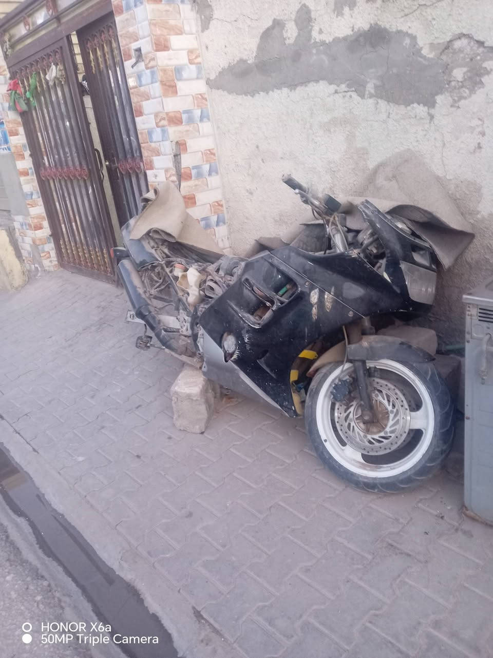 دراجة كلك تاير والكشن وتناكي موجود سعرها ٧٥٠ وبيها مجال بالنجف
***********
