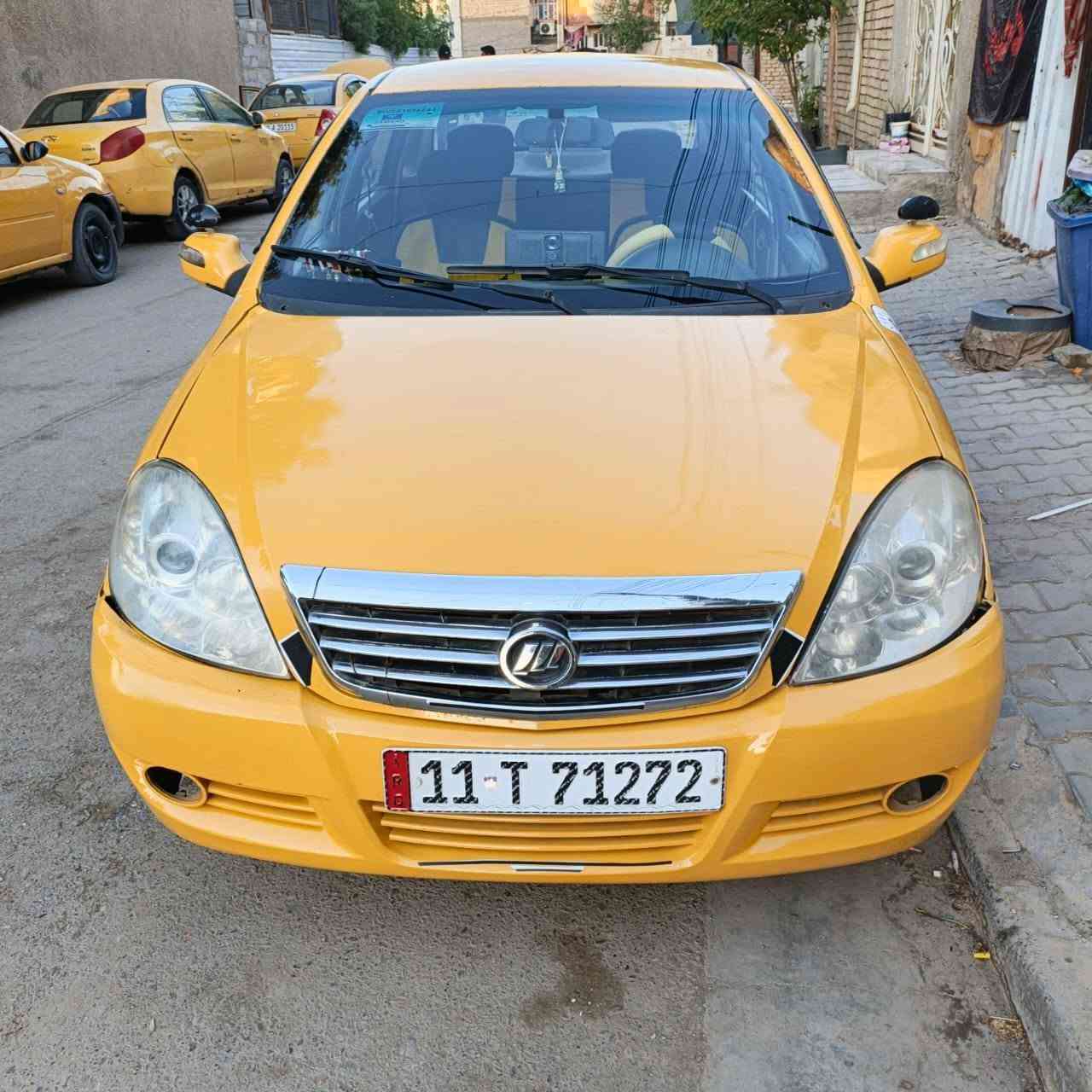 السلام عليكم ليفان 520 2011رقم بغداد انكليزي مصفرة هيئة وغرامات السيارة نقصها كمبريسر فقط وبيها خيط بخار مصبوغة جمالية وعندي التصوير مالها اما الباقي خير من الله ناعمه مشيها ايخبل كهربائيات كلها شغالة كلشي جديد امبدل الي اتفيدة بلخدمة مكاني بغداد الحسينية سعرها 25 ورقة ***********
