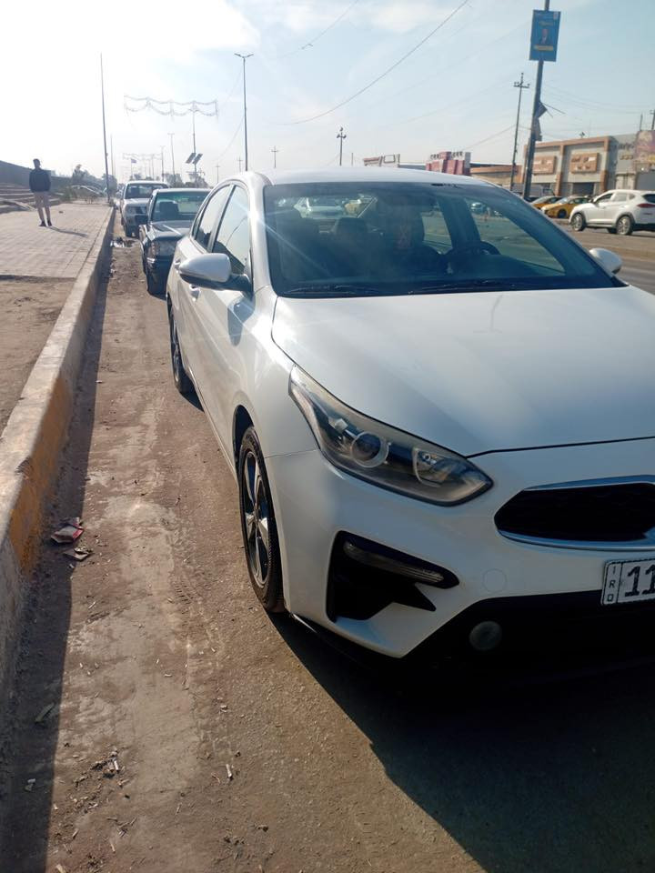 كيا سيراتو 2019 رقم بغداد انكليزي الجديد السيارة مكفولة من كل شي جديدة السعر 146 للاستفسار على الرقم ***********
للعلم السيارة محركها 1600 وبيه منظومة غاز من محطة الكيلاني الحكومية
