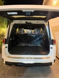 للبيع او مراوس ببرادو  كون موديل 22 او 23 للعام السياره الاندكروز بيه ...