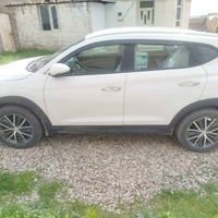 توكسان ٢٠١٧ سعر ١٥٥$ رقم سنويه جديد تحويل وكاله شرط  كير ومحرك شرط صبغ...