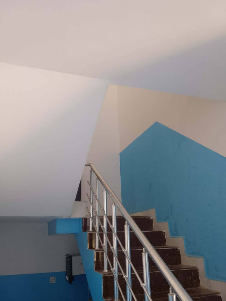 دار للبيع في مجمع الزهراء السكني الاستثماري في الديوانية المساحة 200 متر الاستفسار الاتصال على الرقم *********** واتساب
