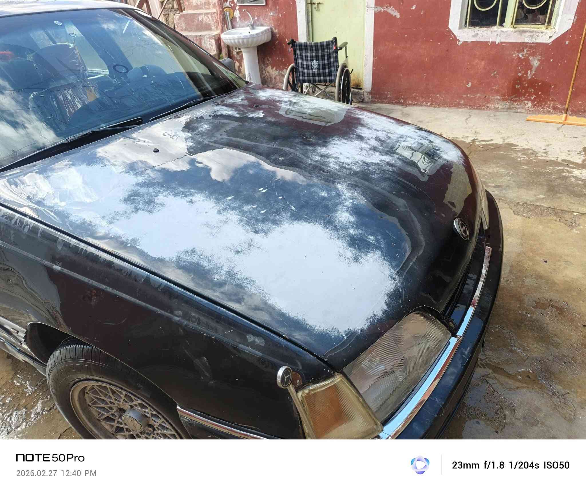 السعر 20 ورقه***********
