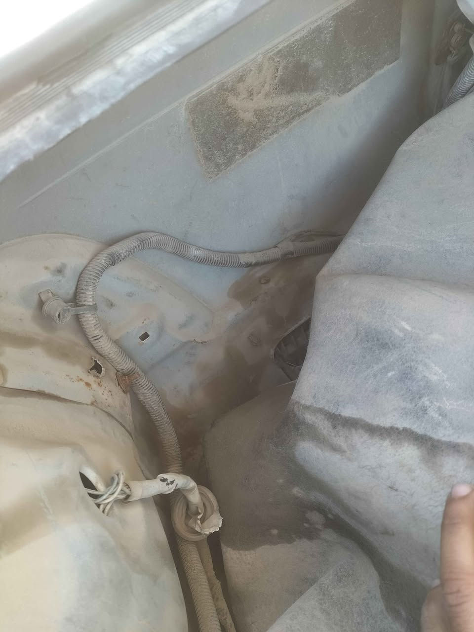 السلام عليكم كورله موديل 91رقم بصره راعيهه يمي يريد تحويل شرط غرفه  ومشط ايسر بلاد تبريد شغال مكينه وكير وحداديه شرط وين ماتريد افحص لسياره مابيهه ضربه مسستمه ومصبوغه عام اخوان مكلف في النشر   لحد يراسلني رقم راعيه***********
السعر64وبيهه مجال لطيبين عنوان ابي الخصيب Singapore
