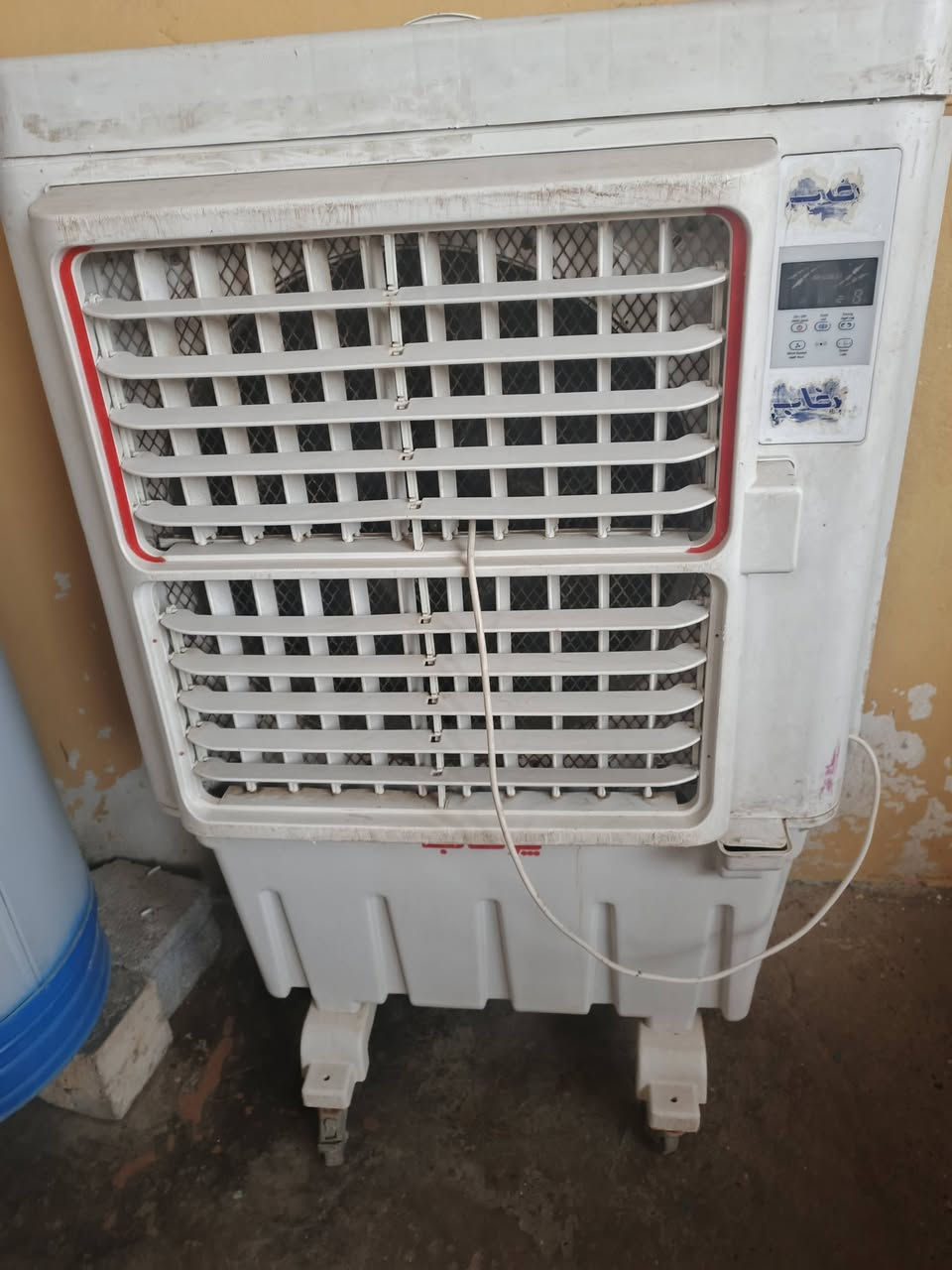 للبيع كونفيرات عدد3 ومبردات عدد4شرط الشغل كل قطعة بسعر


**إذا كنت صاحب هذا الإعلان وتريد حذفه لأي سبب، رجاءا أرسل رسالة إلى الدعم الفني**