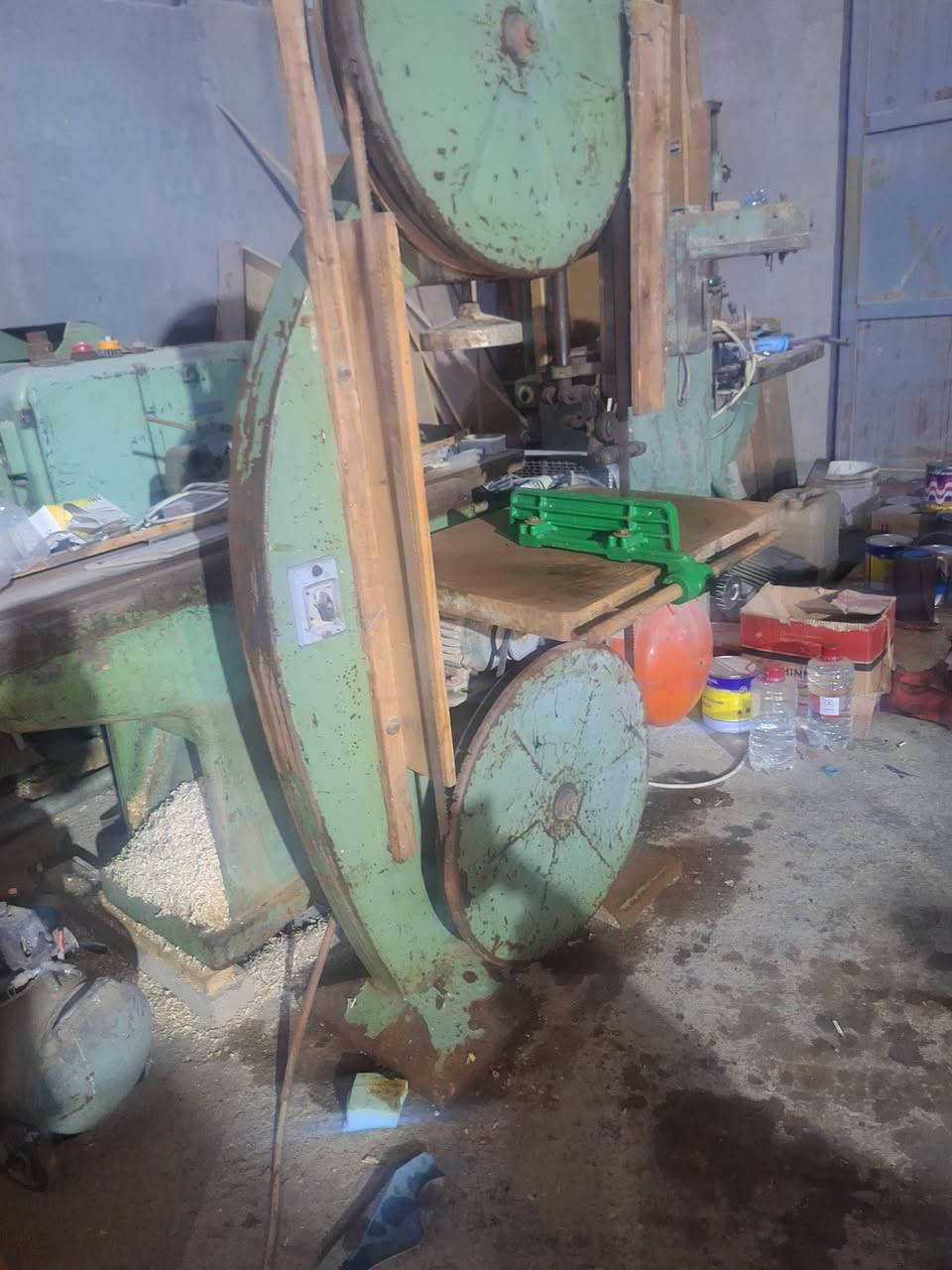 لولب ايطالي حجم 600 ماركه سيبا جاهز  السعر  ٩٥٠الف ***********
