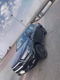 فرصة مميزة للبيع 🚨 🚗 تويوتا هايلوكس 2023 (4×4 HR)  🔥 اللون الأسود الفخ...