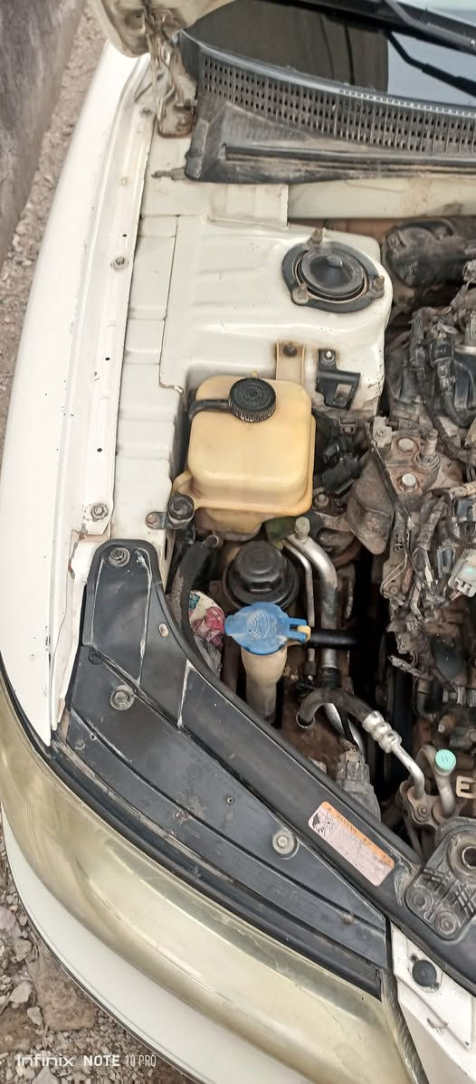 السلام عليكم
ازيرا للبيع موديل 2011 

مكينة 3800

رقم بغداد الجديد

السياره صبغ عام ضرره جاملغ خلفي واصل تكمه لخلفيه وجاملغ امامي مبدل 

بدون شاصي لغد حوض كله مكفول 

مري شفط

تحكمات 

لايت زنون عالي 

كامره

تخم تاير صدر خير من الله 

تتفئ تبريد 

 السعر82وبيه مجال مكان ديالى بعقوبه متواجد ع فيس رقمي***********
