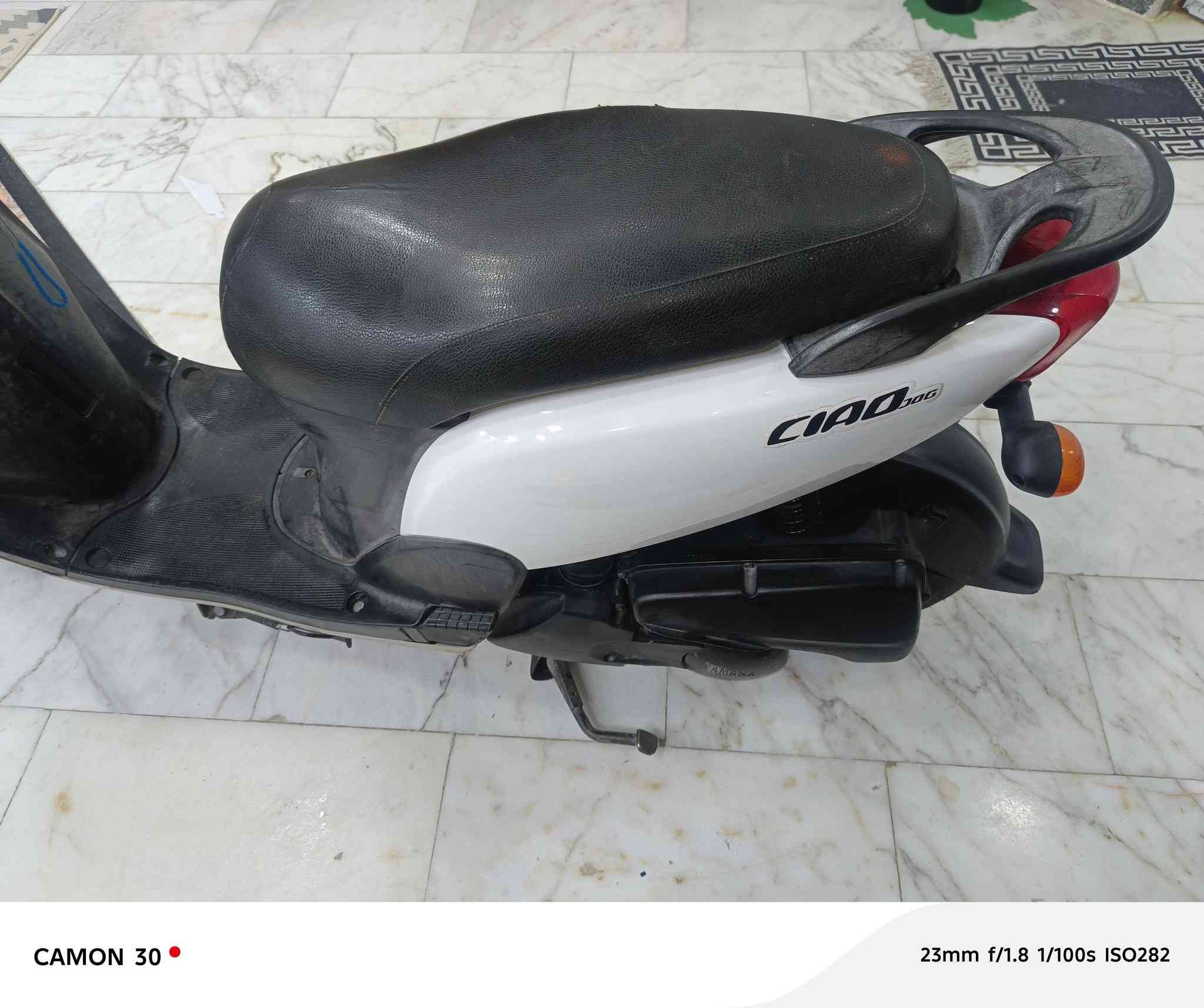 سلام عليكم شباب دراجه فله لبيع ***********
