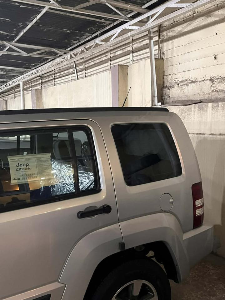 السلام عليكم جيب لبيرتي 2008 سيارة كلين مكفوله كفاله عامه كلشي على وضع شركة سعر 115 وبيها مجال أتوصل فقط عل الرقم ***********
