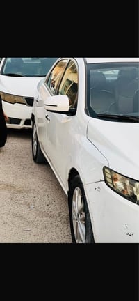 النجف • سيارة • هاتف موجود