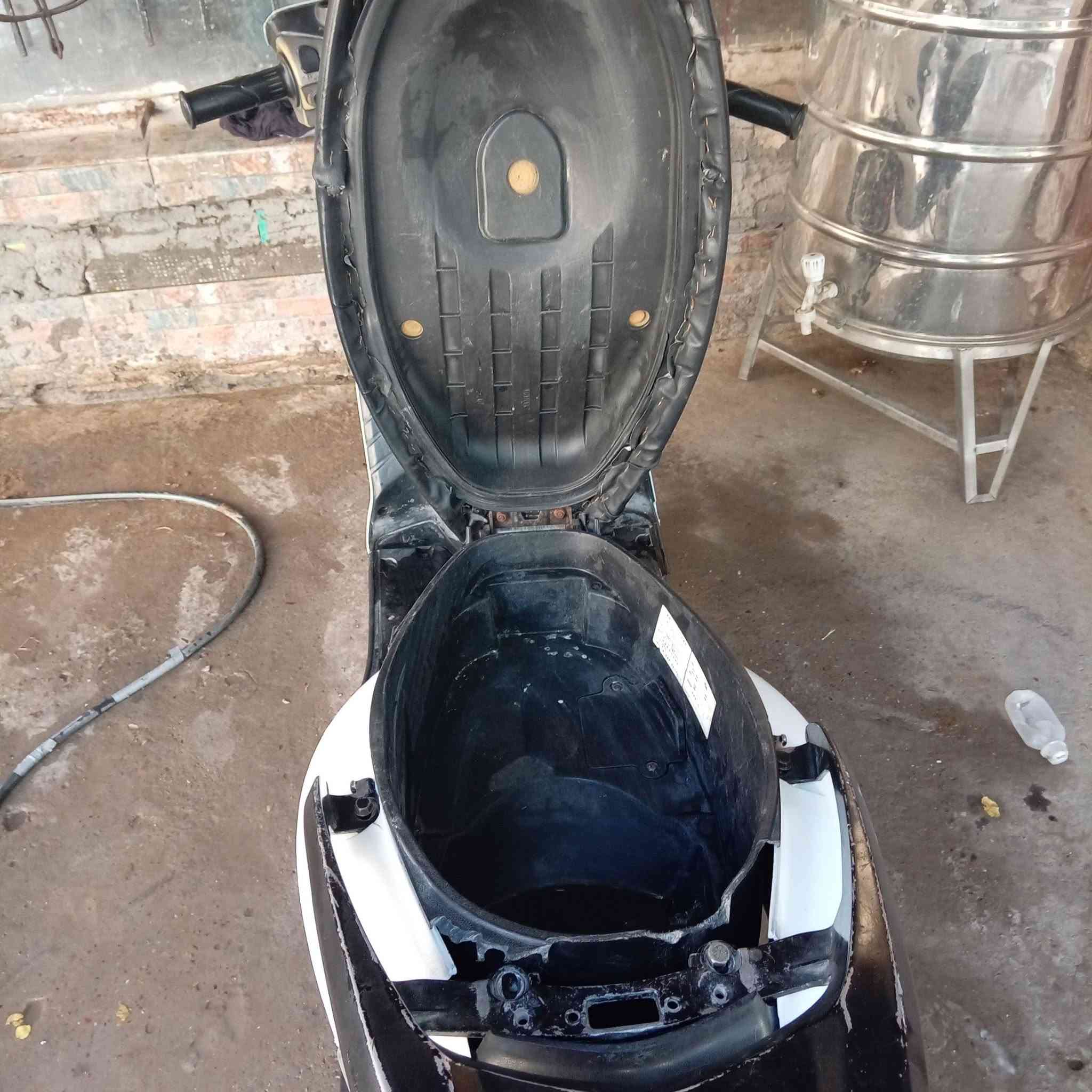 درجه البيع سكنس نثيه درجه مزوده بيهة بوشه ثمنيه وخمسين ونص البيع عيزه نوقص درجه خير سعر350وبيهة مجال ***********
